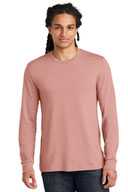District® T-Shirt - Perfect Tri® Long Sleeve Tee DM132