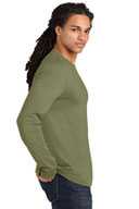 District® T-Shirt - Perfect Tri® Long Sleeve Tee DM132