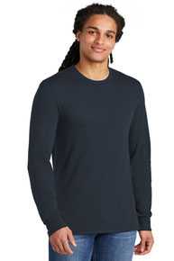 District® T-Shirt - Perfect Tri® Long Sleeve Tee DM132