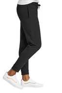 District ®  Women's Perfect Tri ®  Fleece Jogger DT1310