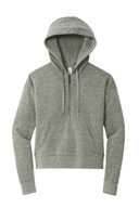 District ®  Women's Perfect Tri ®  Fleece 1/2-Zip Pullover DT1311