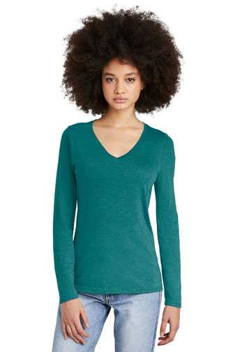 District &#174;  Women's Perfect Tri &#174;  Long Sleeve V-Neck Tee DT135