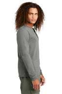 District ®  Perfect Tri ®  Long Sleeve Henley DT145