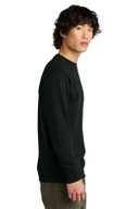 District ®  V.I.T. ™ Fleece Crew DT6104