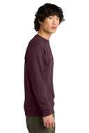 District ®  V.I.T. ™ Fleece Crew DT6104