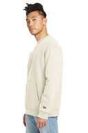 New Era ®  Heritage Fleece Pocket Crew NEA527
