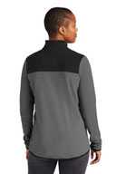 The North Face ®  Ladies Glacier 1/4-Zip Fleece NF0A7V4M