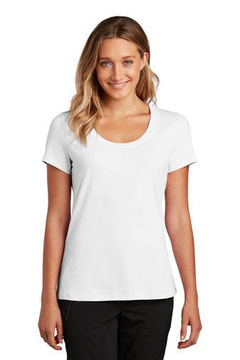 District  ®  Women's Flex Scoop Neck Tee DT7501