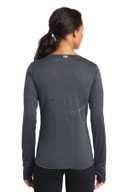 OGIO ®  ENDURANCE Ladies Long Sleeve Pulse Crew. LOE321