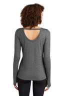 OGIO  ®  ENDURANCE Ladies Force Long Sleeve Tee LOE340