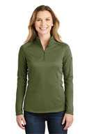 The North Face  ®  Ladies Tech 1/4-Zip Fleece. NF0A3LHC