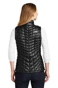 The North Face  ®  Ladies ThermoBall  ®  Trekker Vest. NF0A3LHL