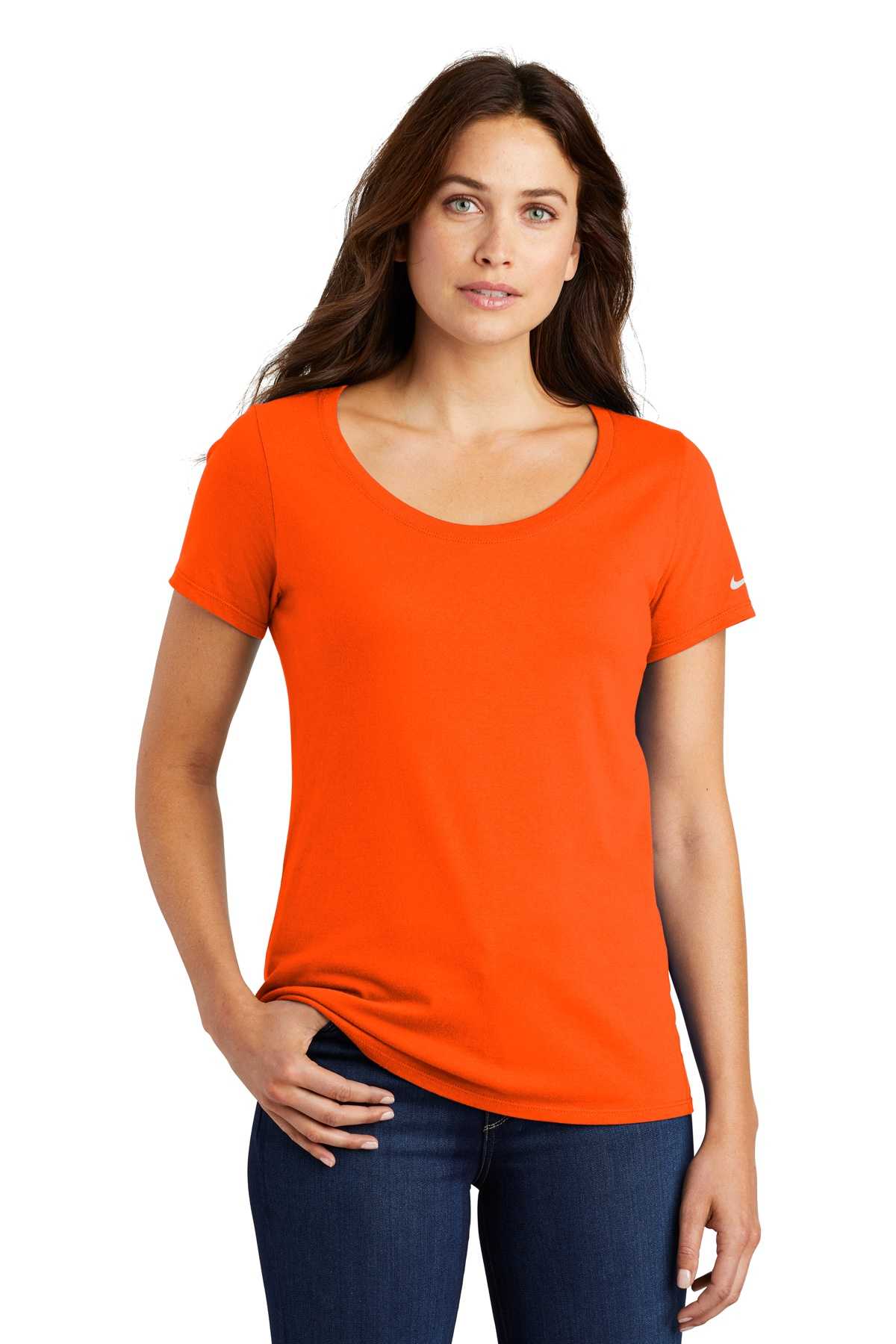 Nike Ladies Core Cotton Scoop Neck Tee. NKBQ5236