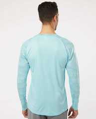 Cayman Performance Camo Colorblocked Long Sleeve T-Shirt