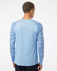 Cayman Performance Camo Colorblocked Long Sleeve T-Shirt