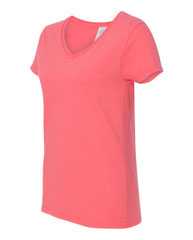 Heavy Cotton™ Women’s V-Neck T-Shirt