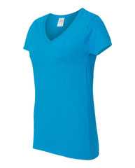 Heavy Cotton™ Women’s V-Neck T-Shirt