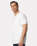 Gildan Unisex Softstyle® V-Neck T-Shirt 64V00