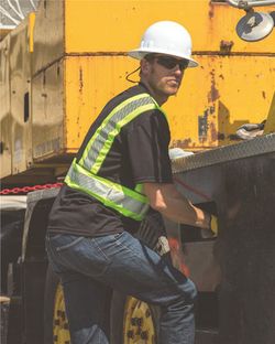 EV Series® Enhanced Visibility Contrast Pocket T-Shirt EV Series® Enhanced Visibility Contrast Pocket T-Shirt